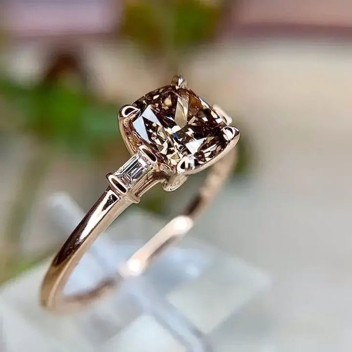 Vintage Kristal & Zirkonya Altın Yüzük