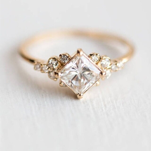 Altın ve Gümüş King Delysia Zirkonya Yüzük