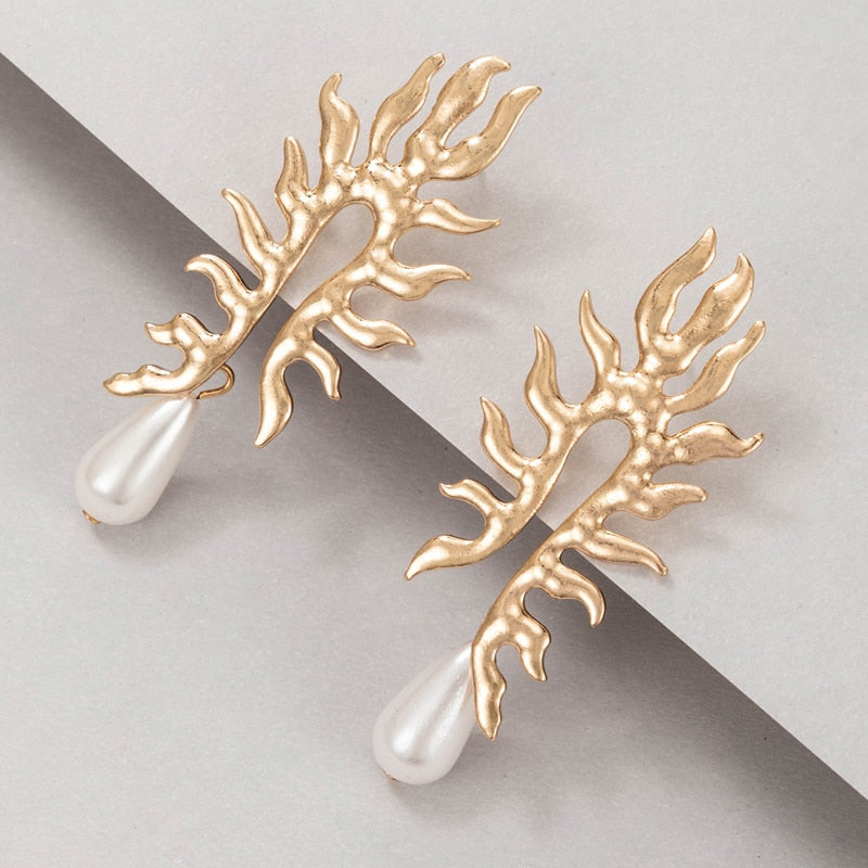 Tatlı Su İncisi Kaplamalı Mercan Küpe