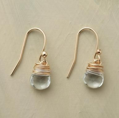 Vintage Yeşil Damla Altın İplik Küpe